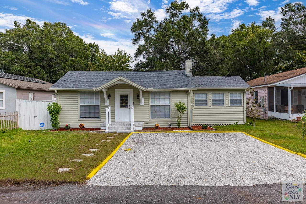 The Good Vibes Only Cottage Tampa Exterior foto